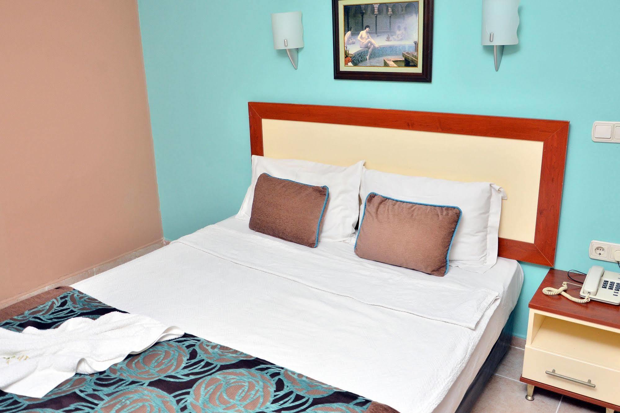 קמר Cekmen Hotel מראה חיצוני תמונה